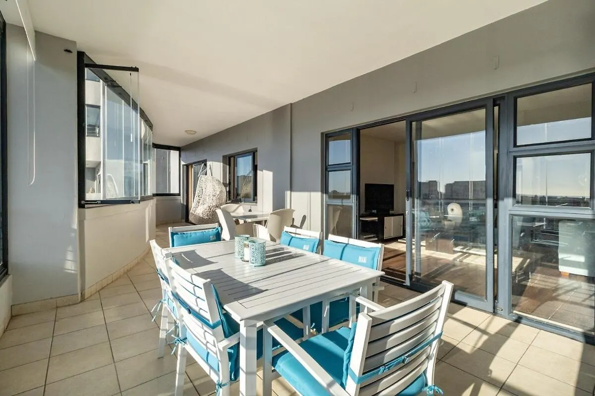 Apartment Skyline Serenity - Knightsbridge Cape Town South Africa