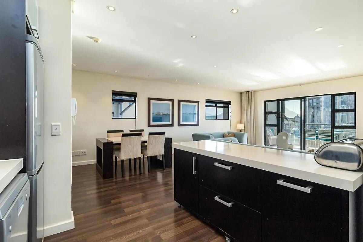 Skyline Serenity - Knightsbridge Cape Town Apartment