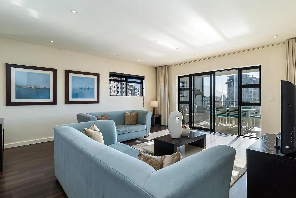 Skyline Serenity - Knightsbridge Cape Town